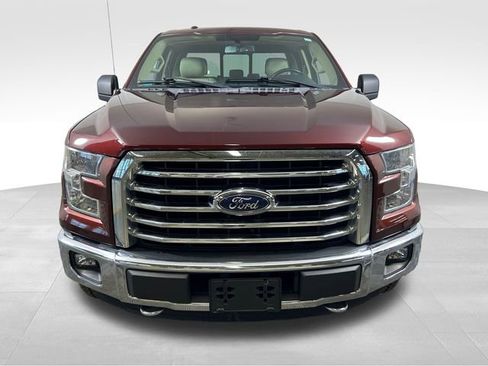 Used 2015 Ford F150 XLT w/ Equipment Group 302A Luxury image 9
