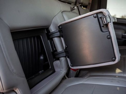 Used 2022 Chevrolet Silverado 2500 LTZ w/ LTZ Convenience Package image 39