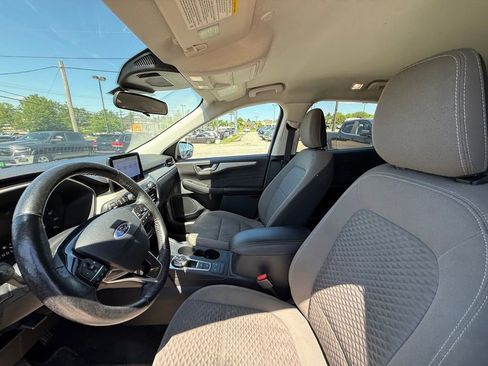 Used 2021 Ford Escape SE AWD/4WD image 12