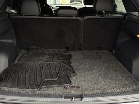 Used 2022 Volkswagen Atlas Cross Sport SE image 30