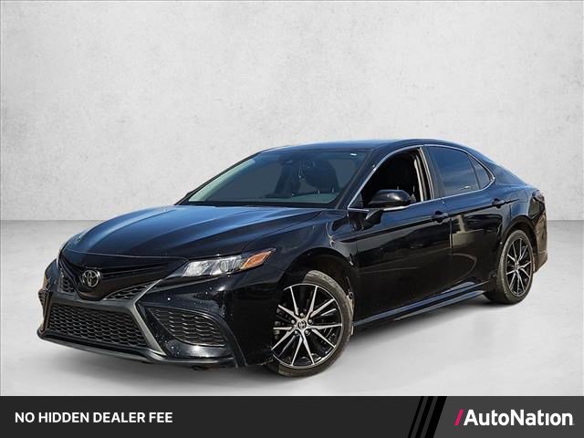 Used 2024 Toyota Camry SE w/ Audio Upgrade Package FWD image 1