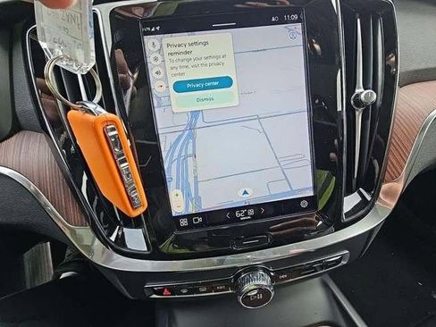 Used 2024 Volvo S60 B5 Plus image 6