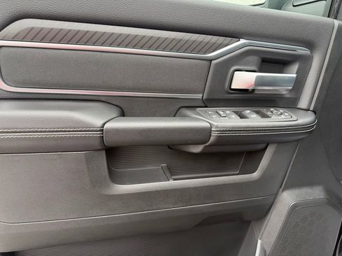 New 2026 RAM 2500 Big Horn AWD/4WD image 13