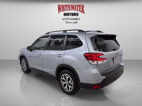 Used 2021 Subaru Forester Premium w/ Popular Package #1 AWD/4WD image 2