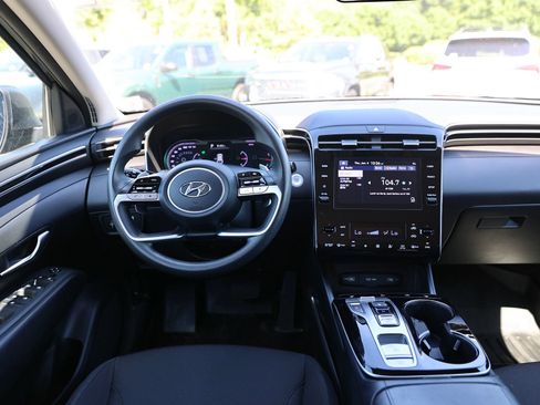 Used 2022 Hyundai Tucson Blue AWD/4WD image 15