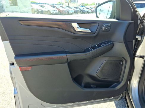 Used 2022 Ford Escape SEL w/ SEL Stealth AWD Package image 14