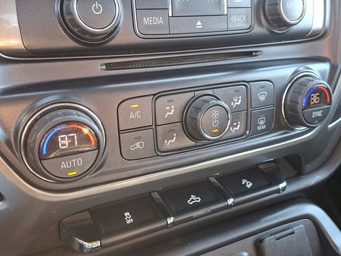 Used 2018 Chevrolet Silverado 1500 LT w/ All Star Edition image 15