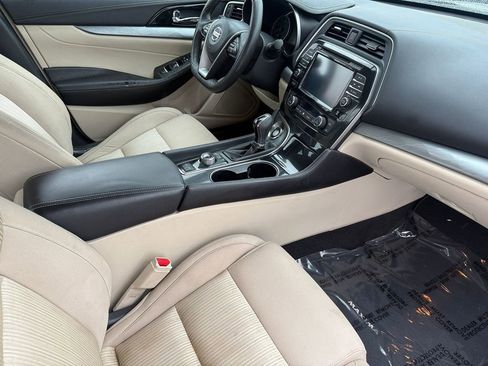 Used 2016 Nissan Maxima 3.5 S image 21