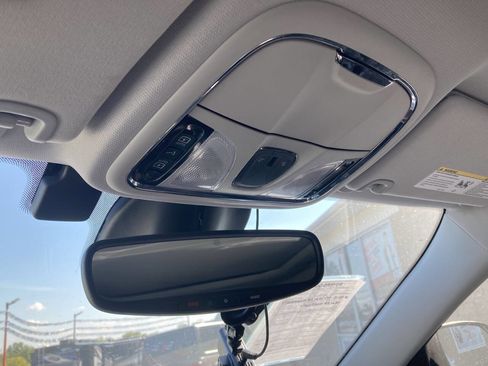 Used 2022 Jeep Cherokee Trailhawk w/ Sun, Sound & Nav Group image 43