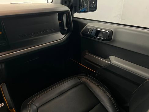 Used 2022 Ford Bronco Badlands AWD/4WD image 10