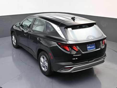 Used 2026 Hyundai Tucson SE FWD image 18