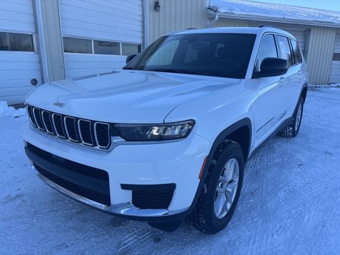 Used 2024 Jeep Grand Cherokee L Laredo image 9