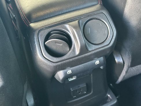 Used 2020 Jeep Wrangler Unlimited Rubicon w/ Quick Order Package 28Y Recon AWD/4WD image 17