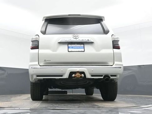 Used 2018 Toyota 4Runner Limited AWD/4WD image 50