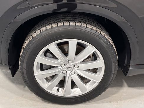 Used 2016 Volvo XC90 T6 Momentum image 29