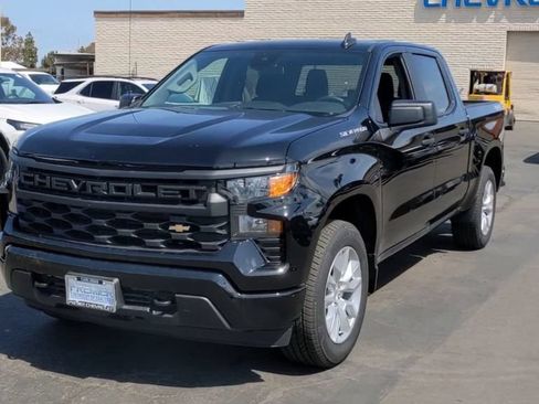 Used 2023 Chevrolet Silverado 1500 Custom AWD/4WD image 4
