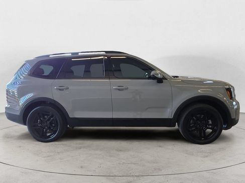 Used 2025 Kia Telluride SX Prestige X-Line AWD/4WD image 4
