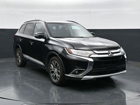 Used 2016 Mitsubishi Outlander AWD image 4