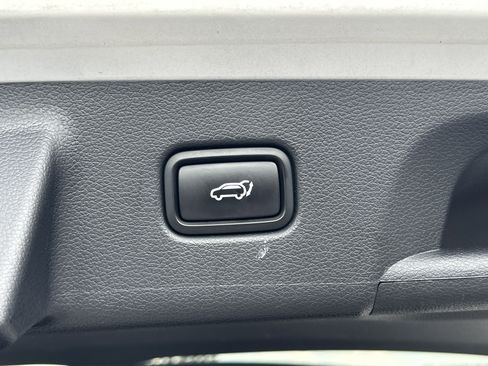 Used 2022 Hyundai Palisade Calligraphy image 26