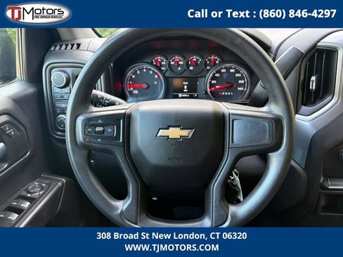 Used 2020 Chevrolet Silverado 1500 Custom image 17