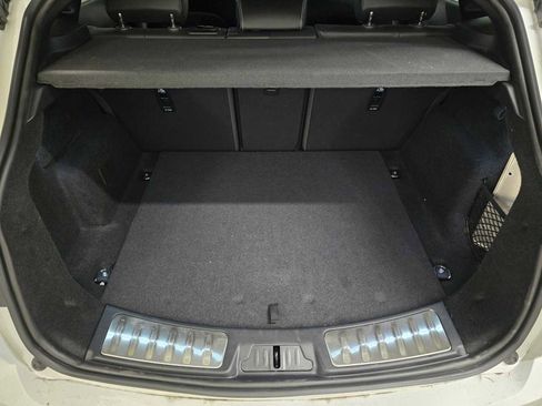 Used 2024 Jaguar E-PACE R-Dynamic SE image 16