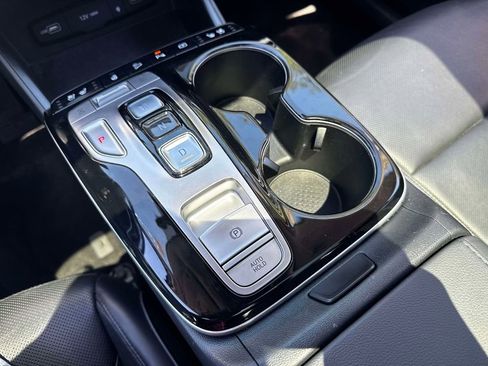 Certified 2022 Hyundai Tucson Limited AWD/4WD image 29