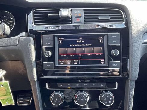 Used 2018 Volkswagen GTI S FWD image 32