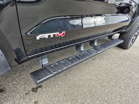 Used 2023 GMC Canyon AT4 AWD/4WD image 10