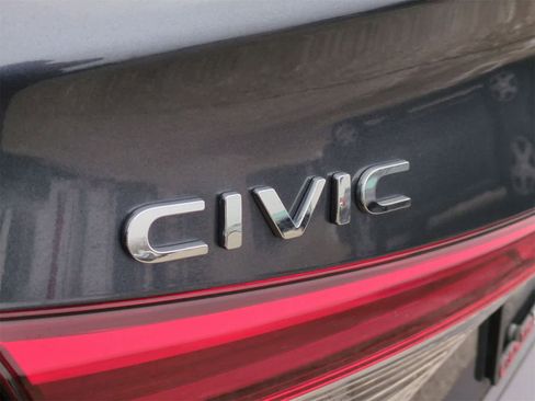 Used 2023 Honda Civic Sport image 13