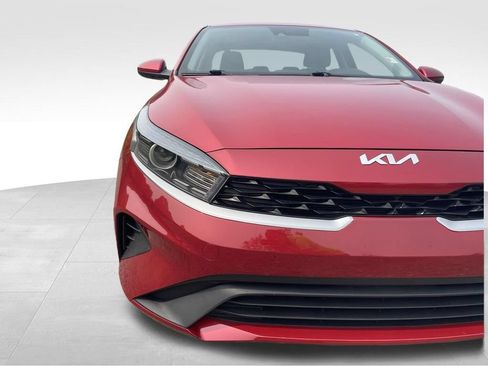 Used 2023 Kia Forte LXS FWD image 17