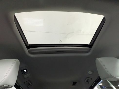 Used 2023 Honda Odyssey EX-L image 6