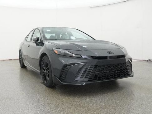 New 2026 Toyota Camry SE image 30