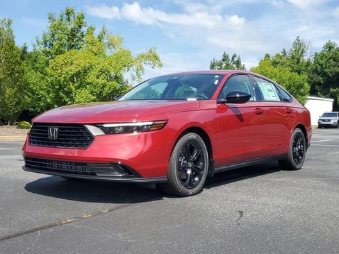 New 2025 Honda Accord SE image 31