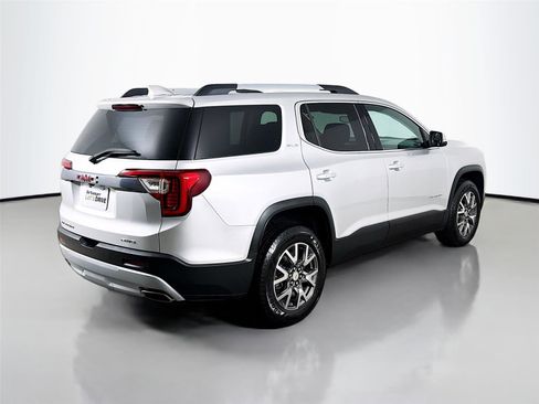 Used 2020 GMC Acadia SLE w/ Driver Convenience Package image 8