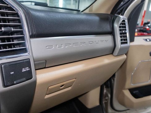 Used 2017 Ford F250 Lariat w/ Chrome Package AWD/4WD image 14