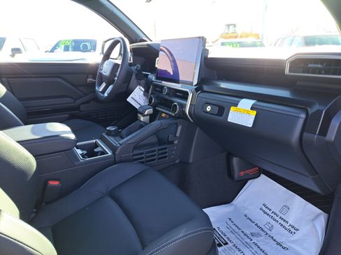 New 2025 Toyota 4Runner Limited image 35