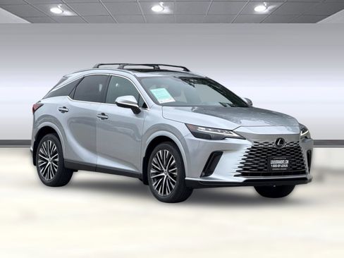 Used 2023 Lexus RX 350 Premium Plus w/ Cold Area Package FWD image 6