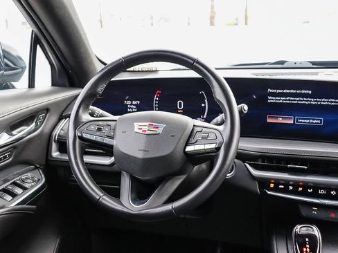 Used 2024 Cadillac XT4 Premium Luxury AWD/4WD image 18