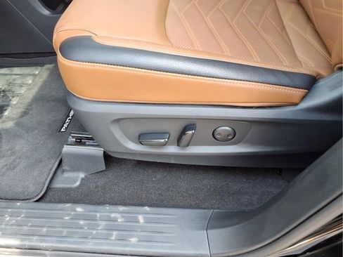 Used 2025 Nissan Pathfinder Platinum w/ Cargo Package AWD/4WD image 21