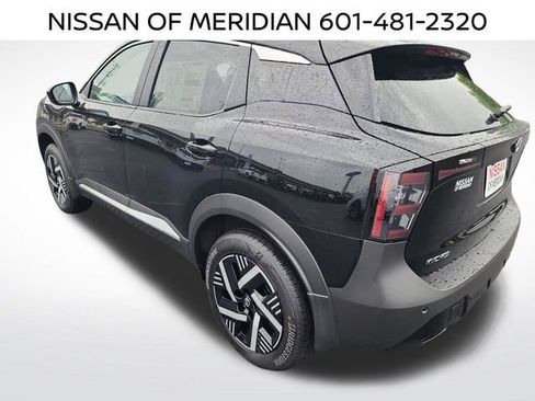 New 2026 Nissan Kicks SV w/ SV Premium Package FWD image 3