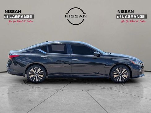Used 2021 Nissan Altima 2.5 SL FWD image 7