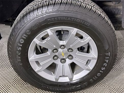 Used 2022 Chevrolet Colorado LT w/ Fleet Safety Package image 34