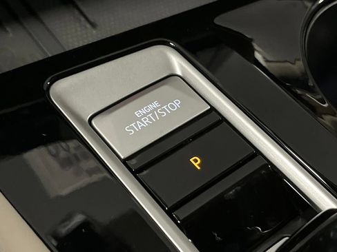 New 2026 Volkswagen Atlas SE AWD/4WD image 18