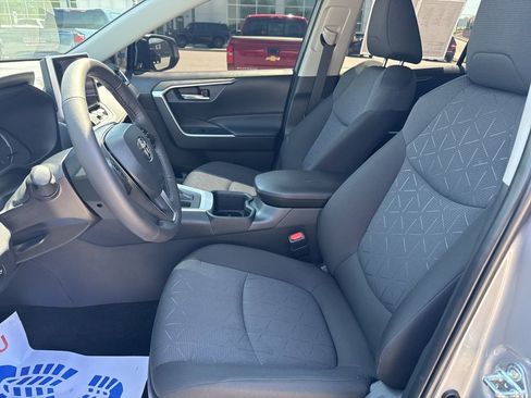 Used 2025 Toyota RAV4 XLE w/ Convenience Package AWD/4WD image 22