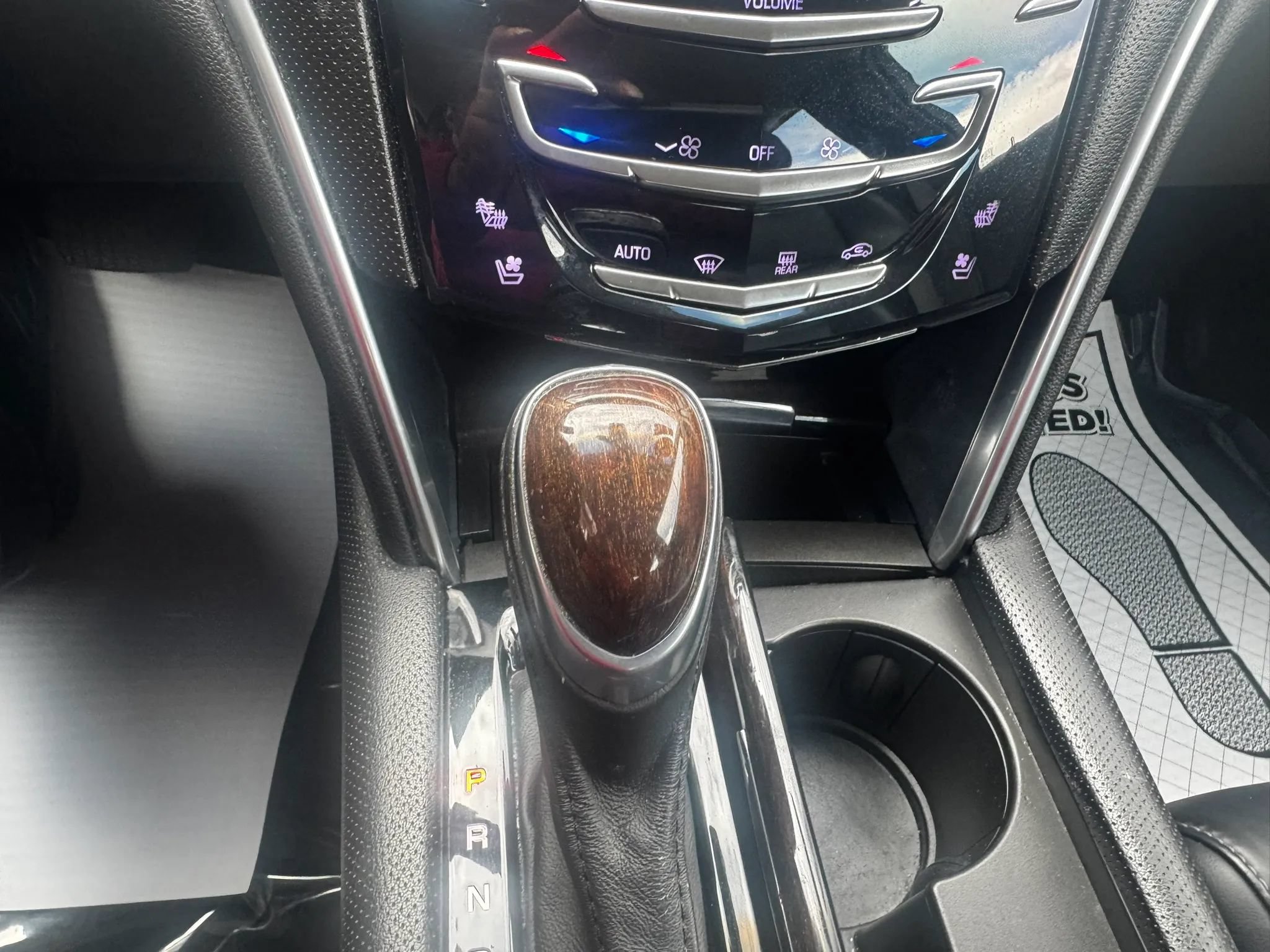 Used 2015 Cadillac XTS Luxury FWD image 12