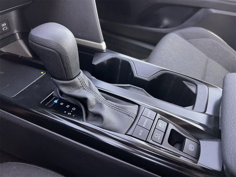 Used 2025 Toyota Camry LE image 19