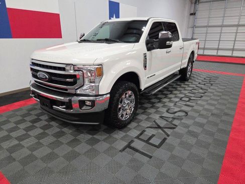 Used 2020 Ford F250 Lariat w/ Lariat Ultimate Package image 3
