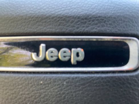 Used 2022 Jeep Compass Limited AWD/4WD image 28