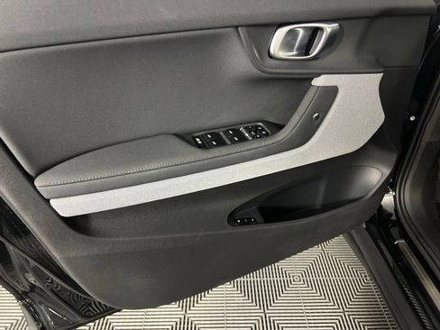 Used 2022 Polestar Polestar 2 image 26