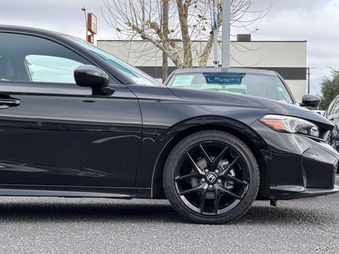 Used 2025 Honda Civic Sport image 34